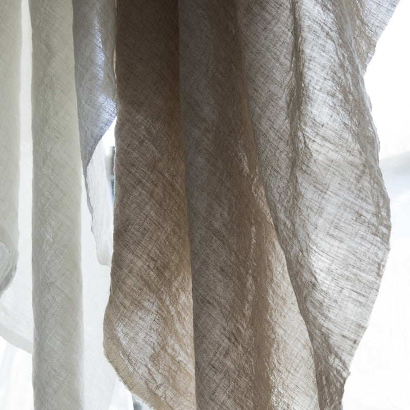 Linon Premier 80, 140cm wide